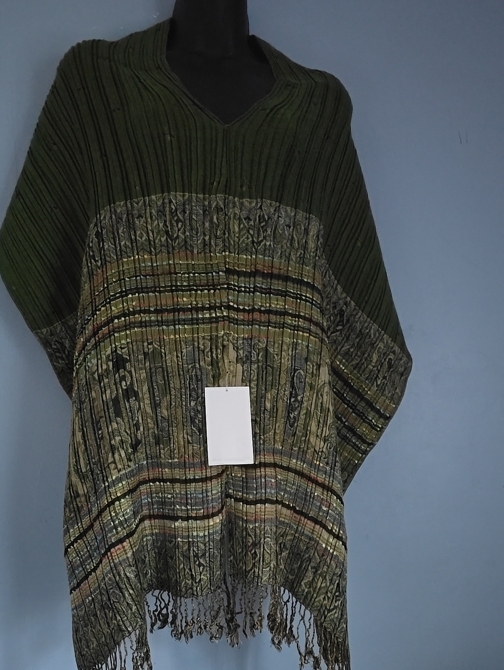 Beauty & The Bliss NWT Crinkled Stretch Poncho Cowl Neck Fringe Wrap One Size